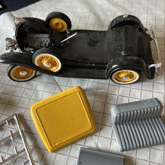 Vintage Hubley 1932 CHEVROLET COUPE METAL MODEL KIT # 4869-400 Parts