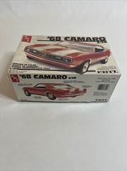 AMT 1968 Chevrolet Camaro Z-28 Issued 1999 Looks Complete 1:25 Model Kit 6559