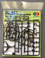 Skybow FS3502 M40A1 U.S. 106mm Recoilless Rifle M79 Tripod Cal 50 1:35 Kit 1/35