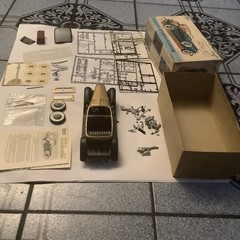 Hubley Classic Metal Kit 1/18 Scale Model SJ Duesenberg #4864 Vintage