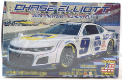 Salvinos JR Models “NAPA” Chase Elliott 2024 Camaro ZL1 Nascar 1/24 Car Kit