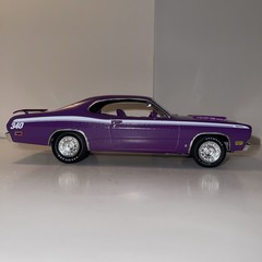 1971 Plymouth Duster 340 Built Model Car 1/25