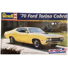Revell 1970 Ford Torino Cobra 1:25 Model Kit 85-2353 NEW Sealed American Flag
