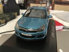 1/43 minichamps Opel Astra, GTC blue , 2door hatch mint++ !