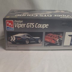 AMT ERTL Dodge Viper GTS Coupe Model Car Kit 1/25 #8055 Full Set