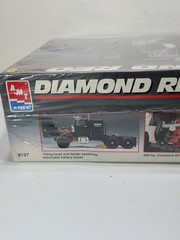 ✨VINTAGE✨ AMT Diamond Reo Tractor 1993 Rare Box 1:25 Model Kit 8137 SEALED