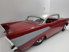 AMT Ertl 31543 1/25 Scale 1957 Chevy Hard Top Plastic Model Kit Assembled