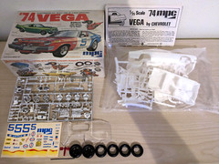 L@@K! RARE ORIGINAL VINTAGE MPC 1974 CHEVY VEGA KIT *SEALED-BAG *COMPLETE *NICE!