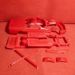 Body Shell & Frame 1988 Chevy Corvette 1:25 scale model car part MPC