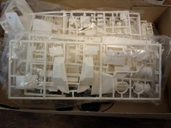 AMT 1:25 Scale Autocar DC 9964 B Dump Truck Boxed Model Kit **BOX HAS DAMAGE**