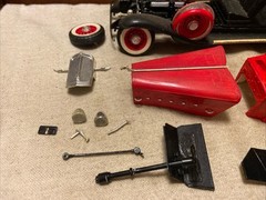Vintage 1930’s Roadster Ready Built 1:25 Scale Plastic Car Model-Junkyard, Parts