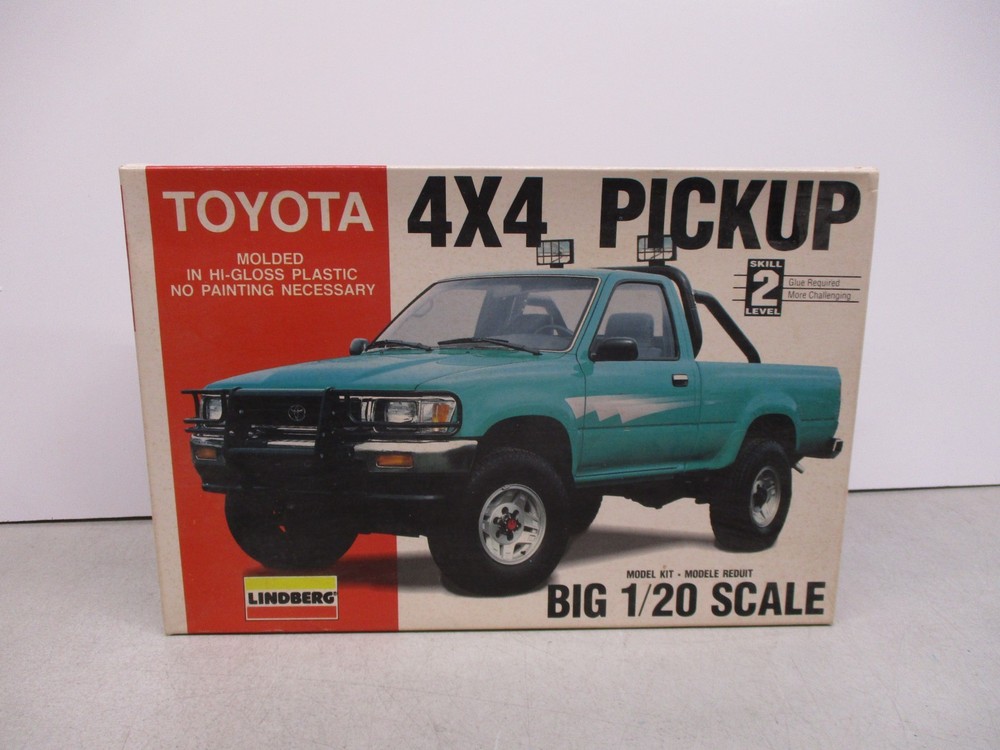 Lindberg Toyota 4×4 Pickup 1/20