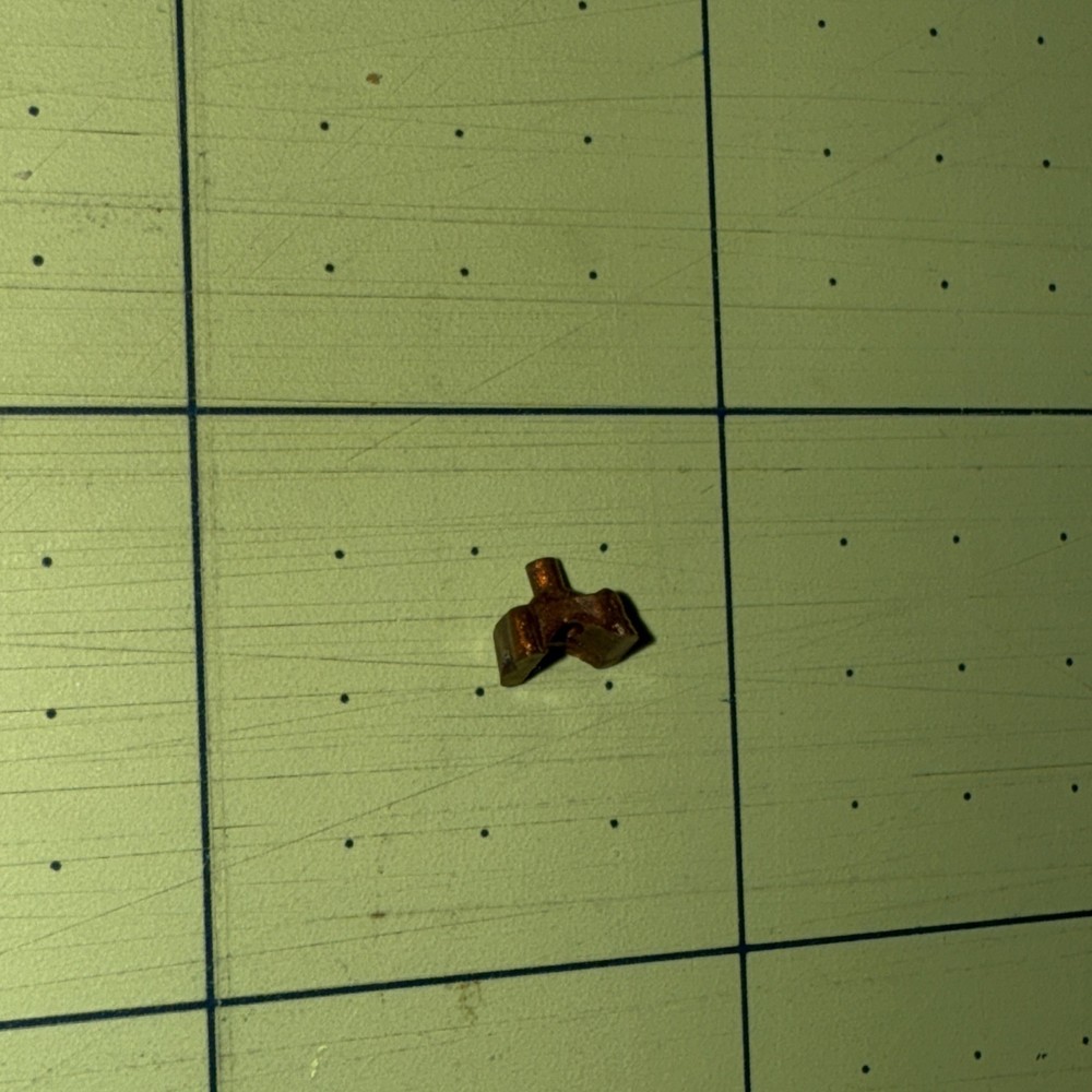 Revell 1390 1/25 ’57 Chevy Nomad Kitbash Parts Leafspring Mount Piece #120