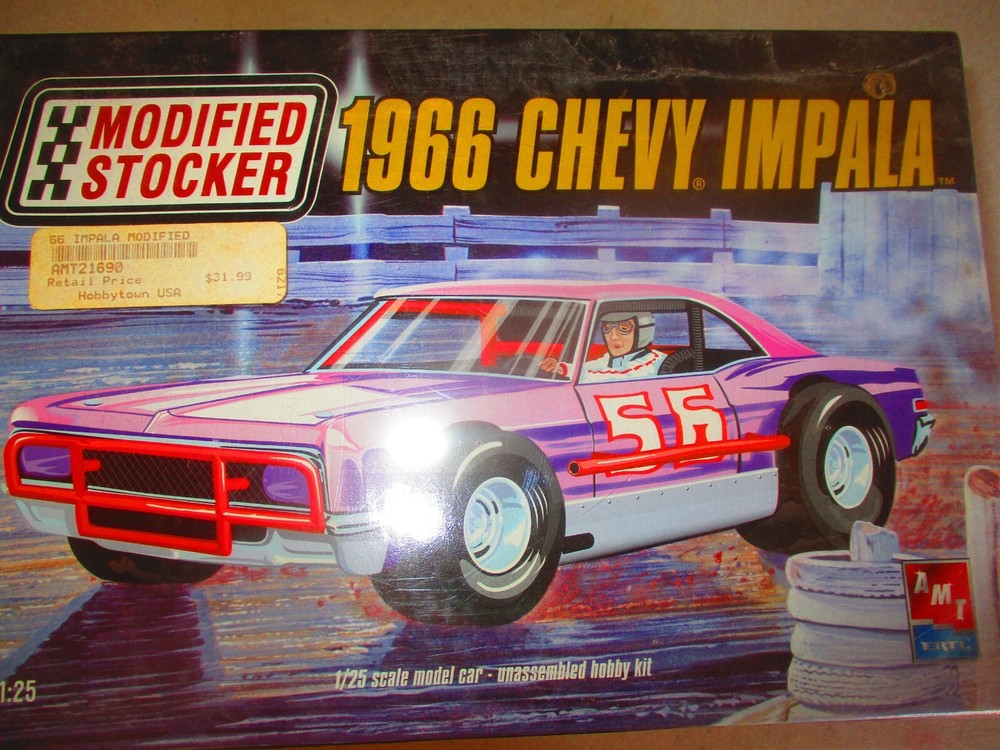 AMT Ertl 1966 IMPALA Modified Stocker DIRTTRACK Series #2169 1/25 WRAPPED 2005