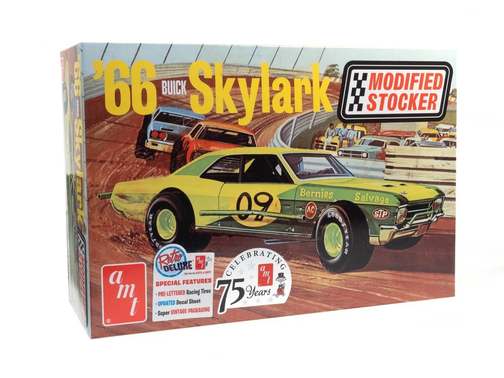 1:25 AMT 1966 Buick Skylark Dirt Late Model Stock Car PLASTIC MODEL KIT *SEALED*
