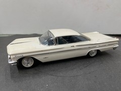 C10 AMT 1960 Pontiac Bonneville Hardtop Annual Vintage built model 1/25 McM.