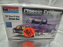 Monogram 1955 Ford F-100 Street Rod 1/24 Model Kit 85-0880 dented box see photos