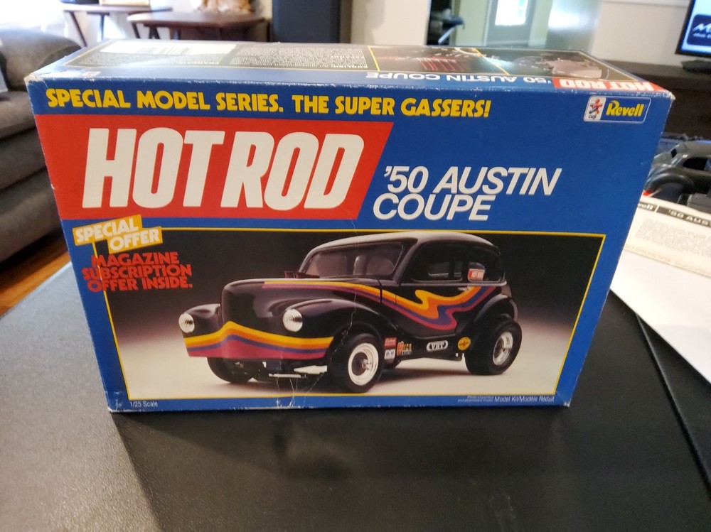 REVELL – HOT ROD ’50 AUSTIN COUPE DRAG GASSER – WITH OPTIONAL DECALS -#2