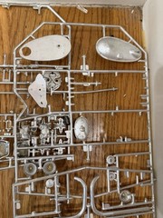 Revell Triumph 100 motorcycle model kit 1/8 scale H-1231 for parts asis