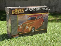 Monogram Fat Fendered ’37 Ford Street Rod Model Kit #2757 1:24 New Sealed*