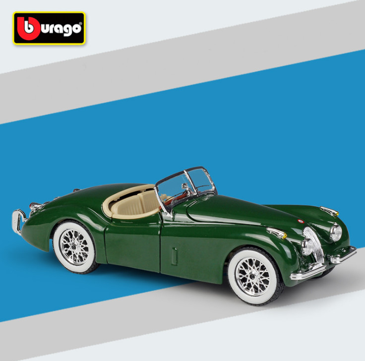 Bburago 1502 1:24 Scale Diecast Metal Jaguar XK120 Roadster (1948)