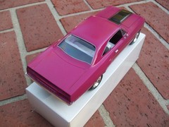 Revell 1970 Plymouth Road Runner Promo style model 1/24