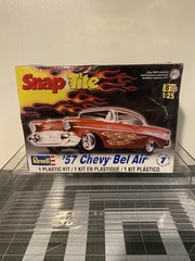 Revell Snap Tite 1957 Chevy Bel Air Plastic Model Kit 1:25 Factory Sealed 2011