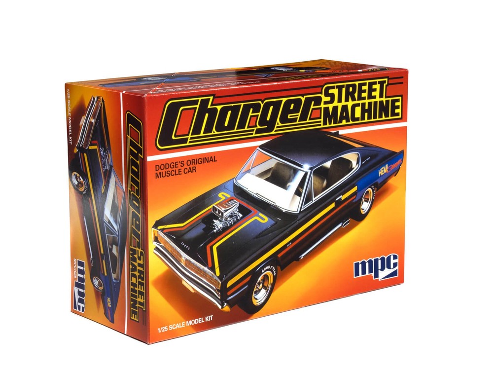 MPC 1/25 1967 Dodge Charger Street Machine 102‑Part Muscle Build MPC1028