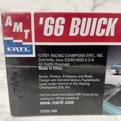 AMT ERTL ’66 Buick Wildcat 1:25 Scale Model Car Kit New Sealed 31222-1HD