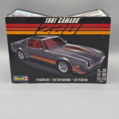 Revell 1/25 1981 Camaro Z28 Parts Kit Bash Car Body