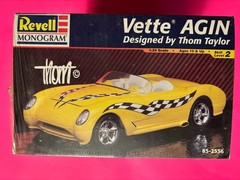 THOM TAYLOR VETTE AGIN CORVETTE SHOW ROD MODEL KIT REVELL 1/24 SCALE NEW SEALED!