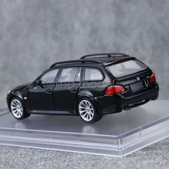 For King 1:64 Scale Black M5 E60 Wagon Sports Diecast Display Toy Collection