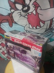 1/25- Revell/Larry Morgan ‘s Super Clean Olds Pro Stock ! Factory Sealed !