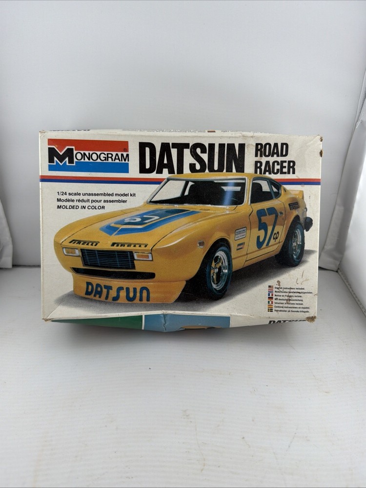 1/24 Monogram #2110 Datsun SCCA Road Racer NOS kit VINTAGE 1978 Open Box