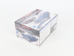 1:25 Scale Revell 2 ‘n 1 Kit 85-2076 ’64 Ford Fairlane Street Machine – Sealed
