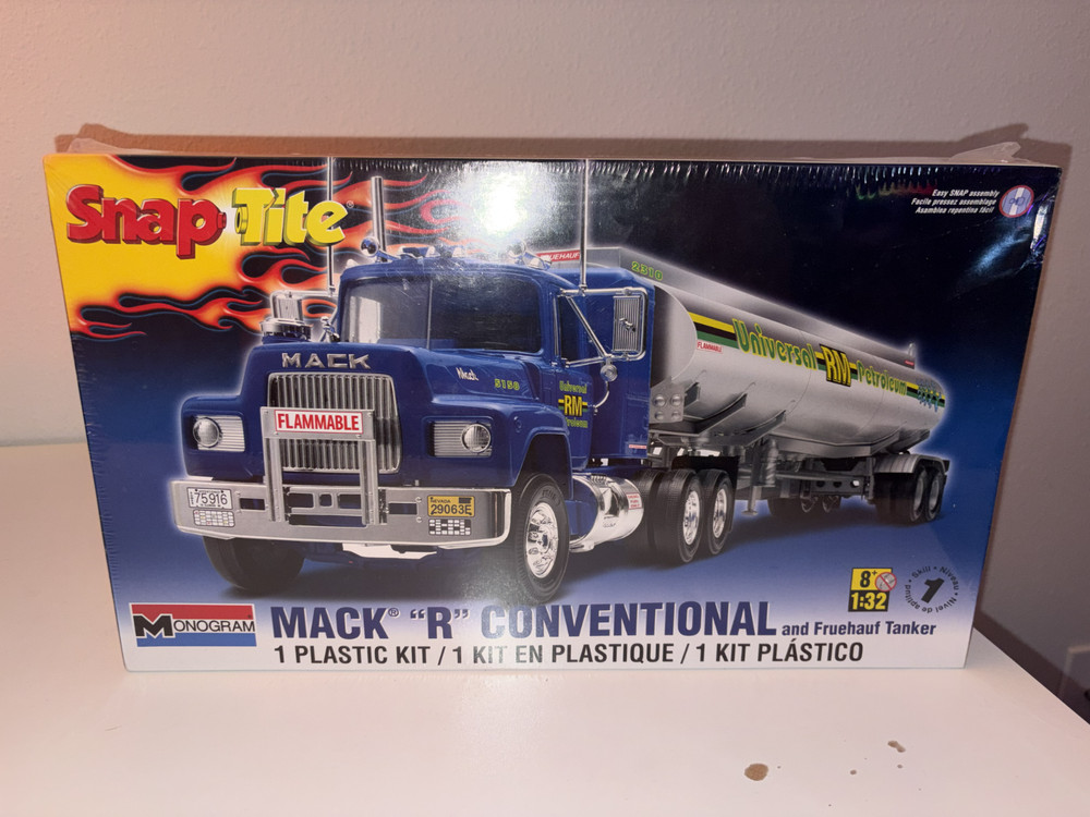 NEW Monogram Mack R Conventional Fruehauf Tanker 85-1962 Model Kit UNOPENED