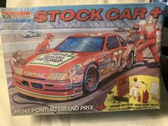 Monogram #57 Heinz Pontiac Grand Prix Stock Car 1:24 Model Kit # 2914 *SEALED*