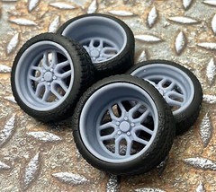 1/24 Scale: 21/20 Inch Weld Laguna Wheels With Wide Rear Street Tires; Resin