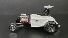 BANTAM BLACK WIDOW WHITE BUILT AMT 1/25 CC2