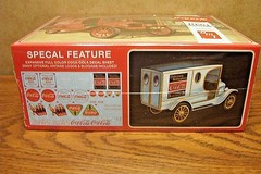 AMT 1923 FORD MODEL T DELIVERY VAN COCA-COLA 1/25 SCALE MODEL KIT