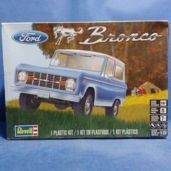 🌟 Door & Tailgate Handles 1966 Bronco 1:25 Scale 1000s Model Car Parts 4 Sale.
