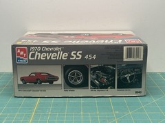 AMT Ertl 1970 Chevrolet Chevelle SS 454 Model Kit 1/25 Scale Partially Assembled