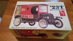 Vintage AMT 1923T Delivery Van Budweiser Model Car Kit