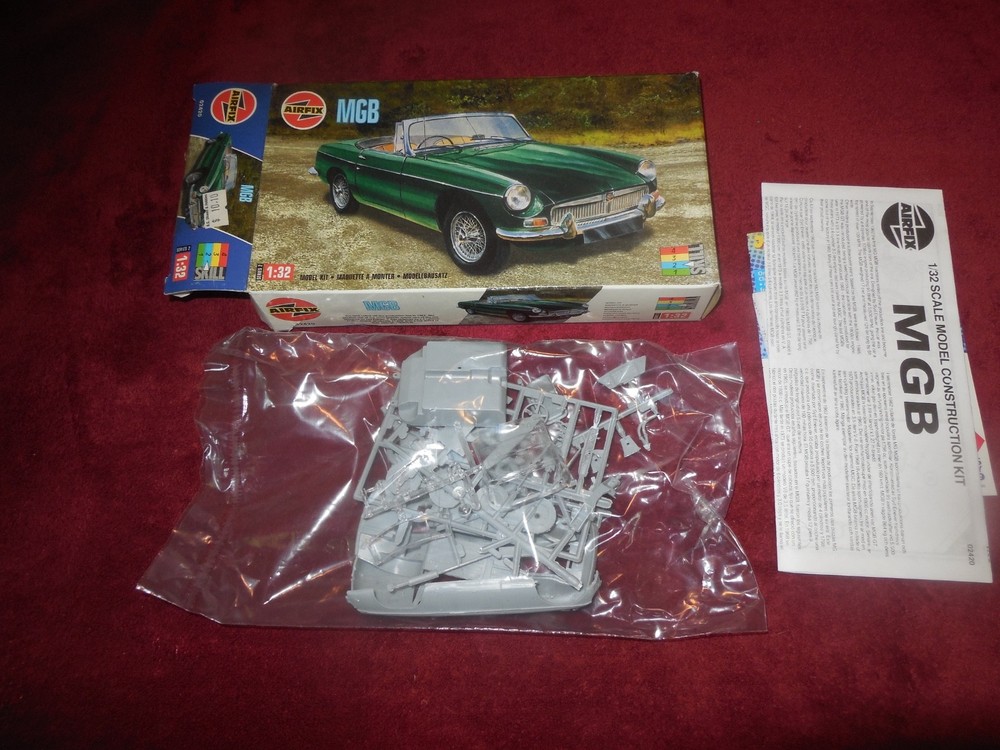 AirFix 1:32 scale Series 2 MGB Plastic Model Kit open box sealed parts bag