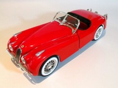 Ertl Hamilton 1948 Jaguar XK120 Red Roadster 1:18 Die Cast Model