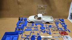 1996 Ford F-150 4×4 1/25 LINDBERG Started Model Kit for rebuilding or parts