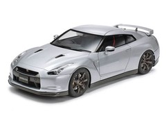 Tamiya 1/24 Nissan GT‑R 24300 Twin‑Turbo Supercar Build Model Kit