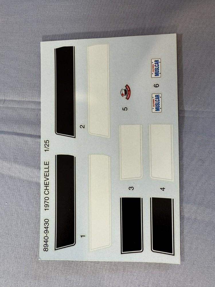 AMT/ERTL 8940 70 Chevelle SS 454 Parts Kit Bash Decals