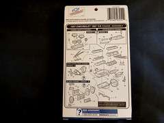 Model Kit Chevrolet 283 c.i. Chrome V-8 Engine, B.housing & Trans 1:24 1:25 Rev.