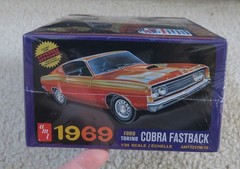 AMT 1969 Ford Torino Cobra Fastback 1/25 Scale Model Kit Retro Delux AMT1217M/12